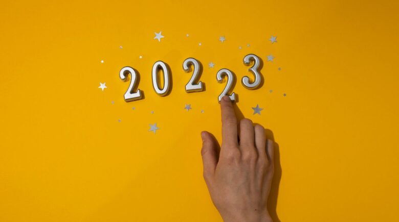 AI micro-investing tools helping young investors build consistent habits in 2025