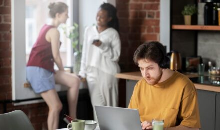 AI Retirement Tools That Adapt to Job Changes: A Guide for Freelancers in Denver