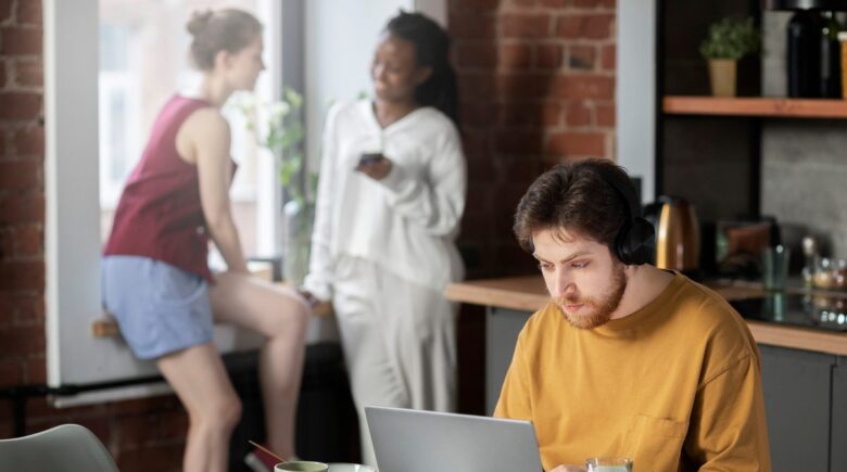 AI Retirement Tools That Adapt to Job Changes: A Guide for Freelancers in Denver