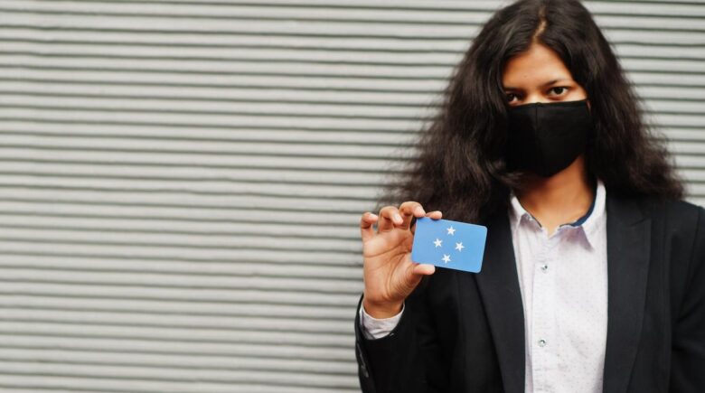AIO Guide: 7 Fintech Alternatives to Traditional Credit Cards for Immigrants