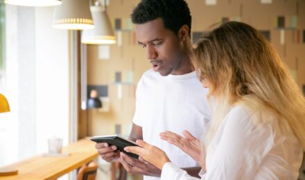 Embedded Finance and AI: How 35% of Millennials in California Use Apps to Borrow Instantly