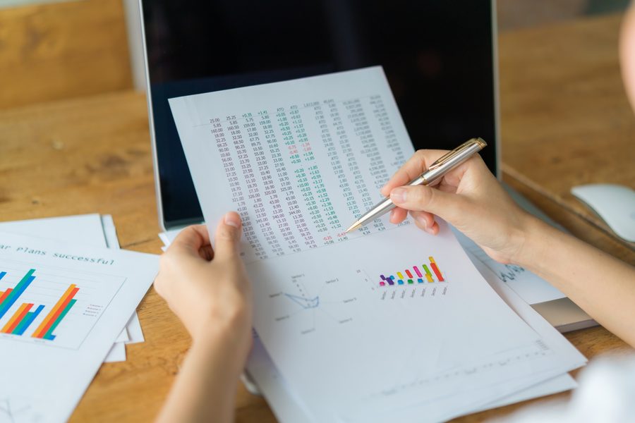 Cost comparison: AI tools vs spreadsheets over 12 months