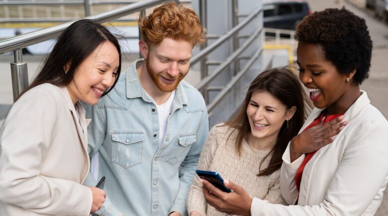 Comparison of 7 fintech apps for international students opening U.S. bank accounts