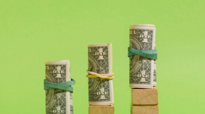 A visual representation of the 1% rule investing strategy with automated contributions and compound growth